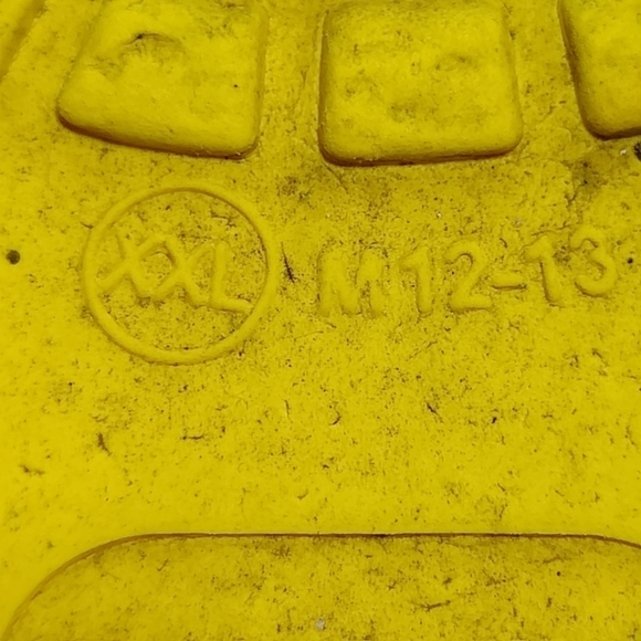 CROCS Classic Clogs College USC TROJANS Yellow Comfort Sandals Men's Size 12-13 - Picture 8 of 8